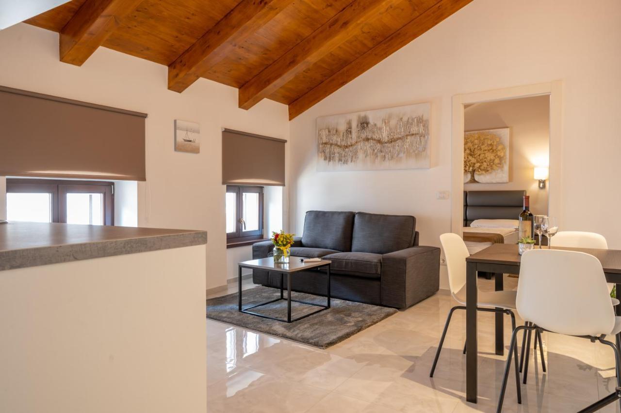 Aaa Apartments & Rooms Pula Exterior foto